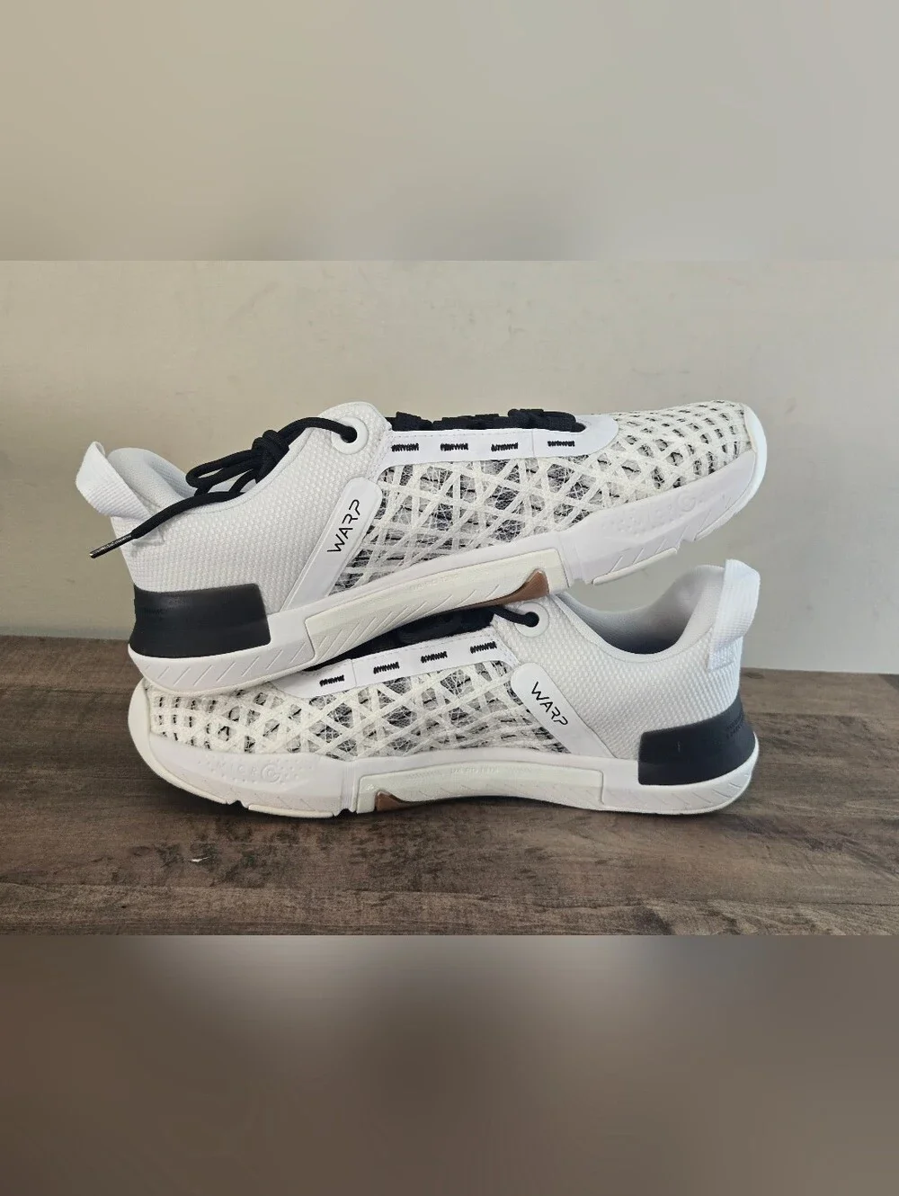 Under Armour Mens TriBase Reign 5 White Shoes (NWT) Size 8